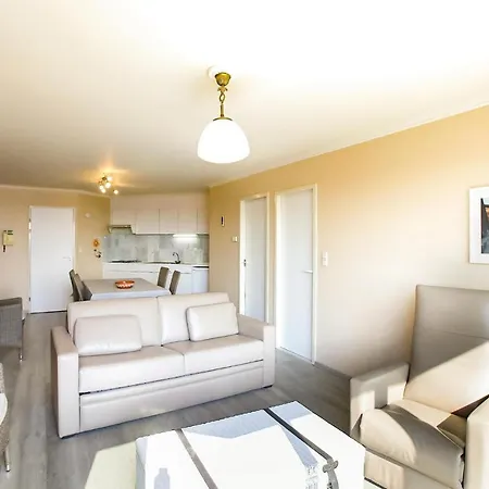 公寓 1 Bedroom Lovely In *